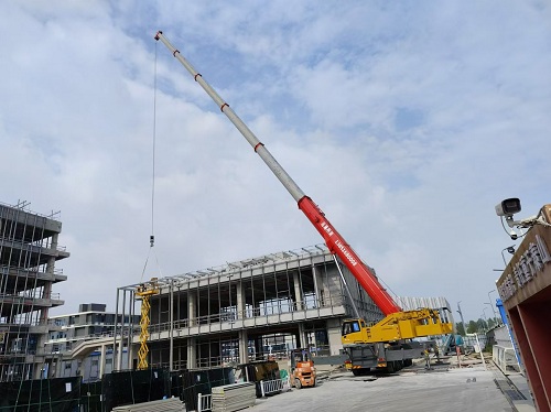 汽車(chē)吊車(chē)主要有哪三大部分組成？